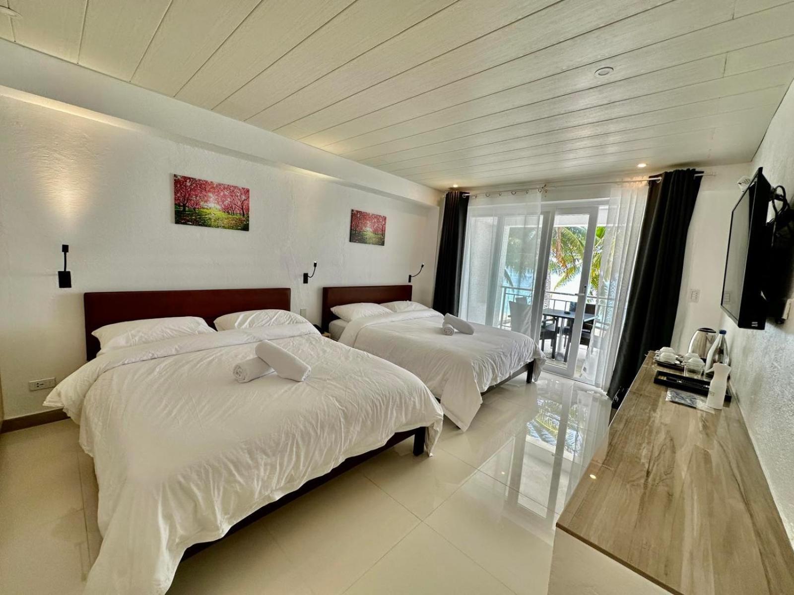 Calypso Beach And Dive Resort Manoc-Manoc Εξωτερικό φωτογραφία